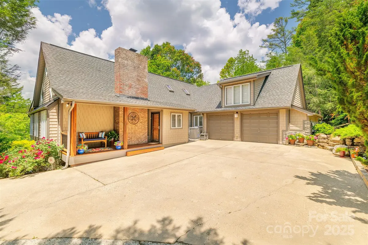 65 Hillcrest Drive, Weaverville, NC 28787 - Image #1