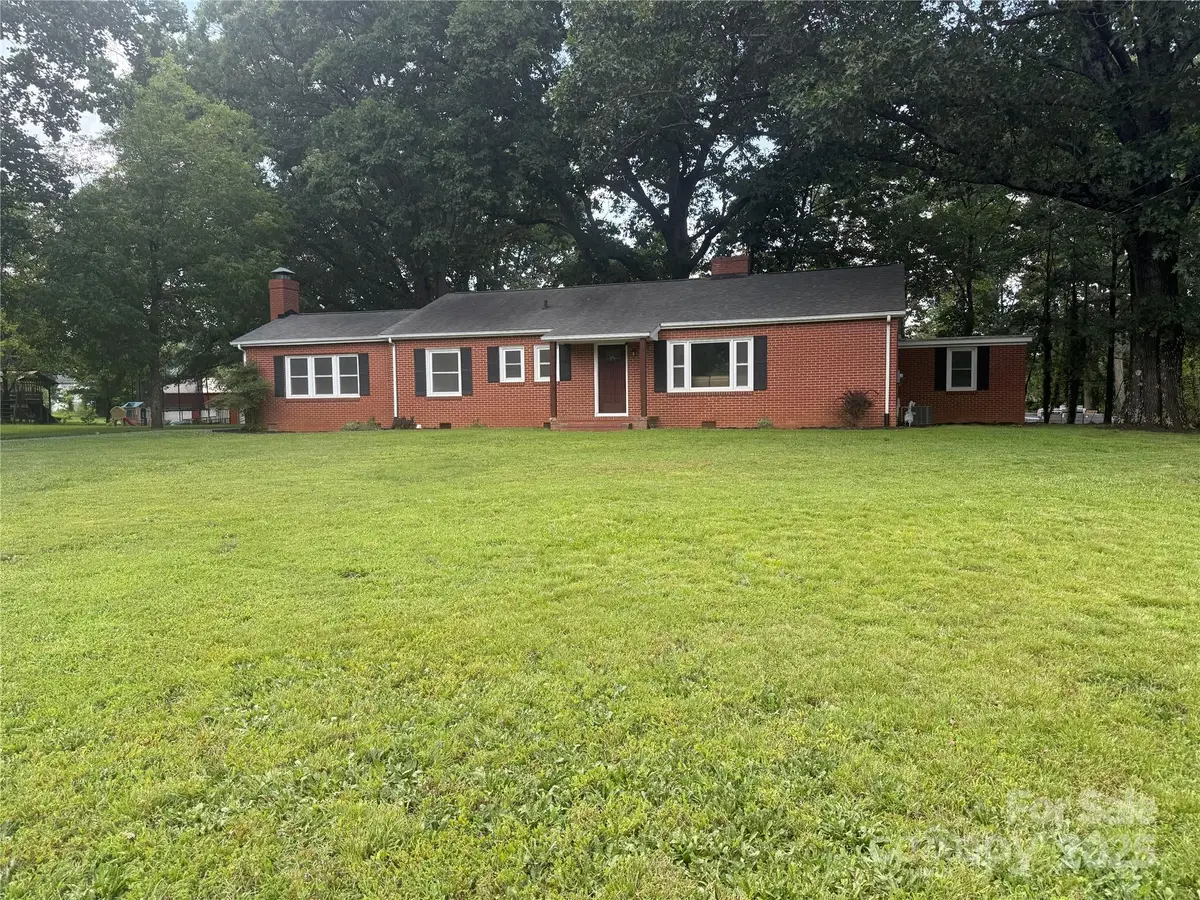 148 Barium Lane, Statesville, NC 28677 - Image #1