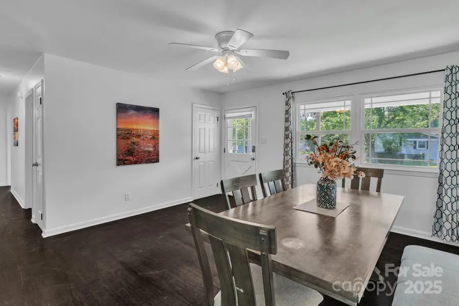 4930 Crestmont Drive, Charlotte, NC 28205 - Image #3