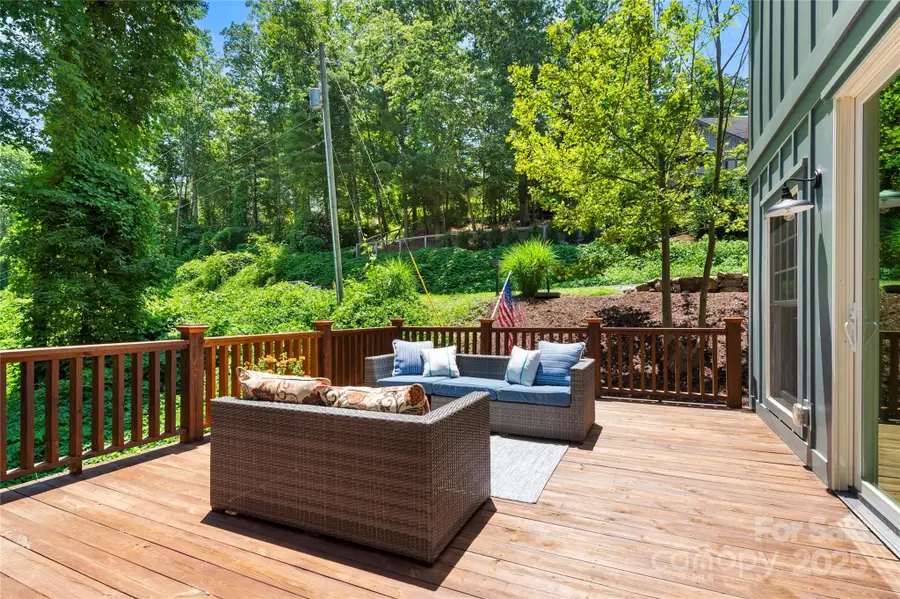 195 Jordan Street, Hendersonville, NC 28739 - Image #3