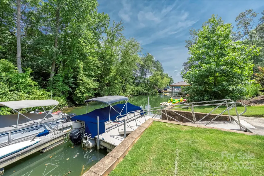 4478 Lake Drive, Sherrills Ford, NC 28673 - Image #2