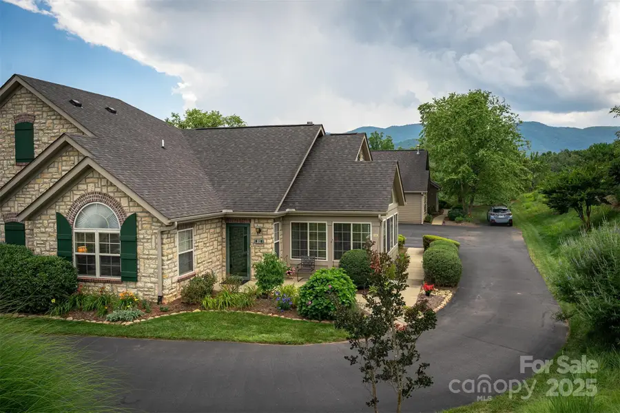 81 Outlook Circle, Swannanoa, NC 28778 - Image #3