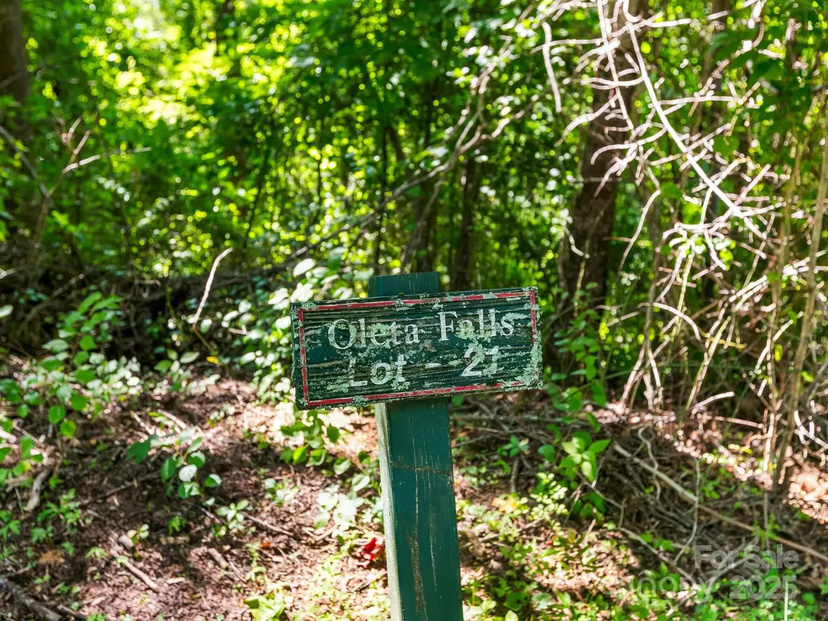 9999 Stone Valley Way #21 Ph 1, Hendersonville, NC 28792 - Image #1