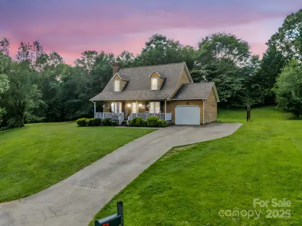 170 Coventry Lane, Forest City, NC 28043