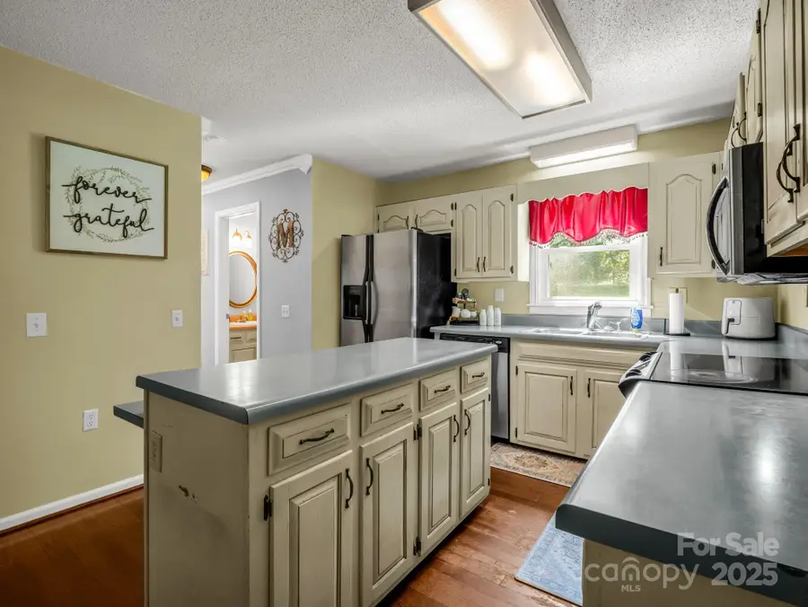 170 Coventry Lane, Forest City, NC 28043 - Image #3