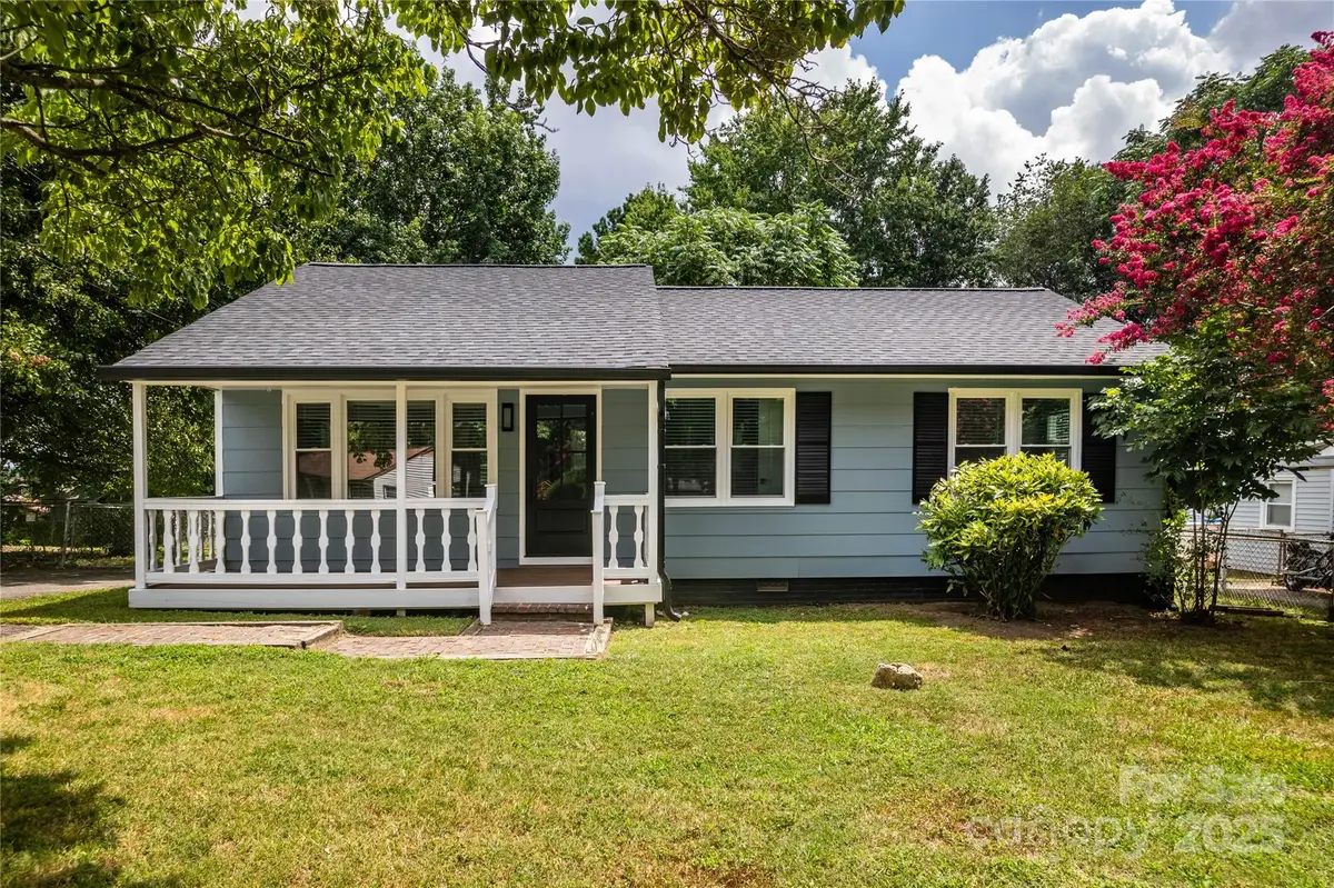 305 Linden Circle, Gastonia, NC 28054 - Image #1