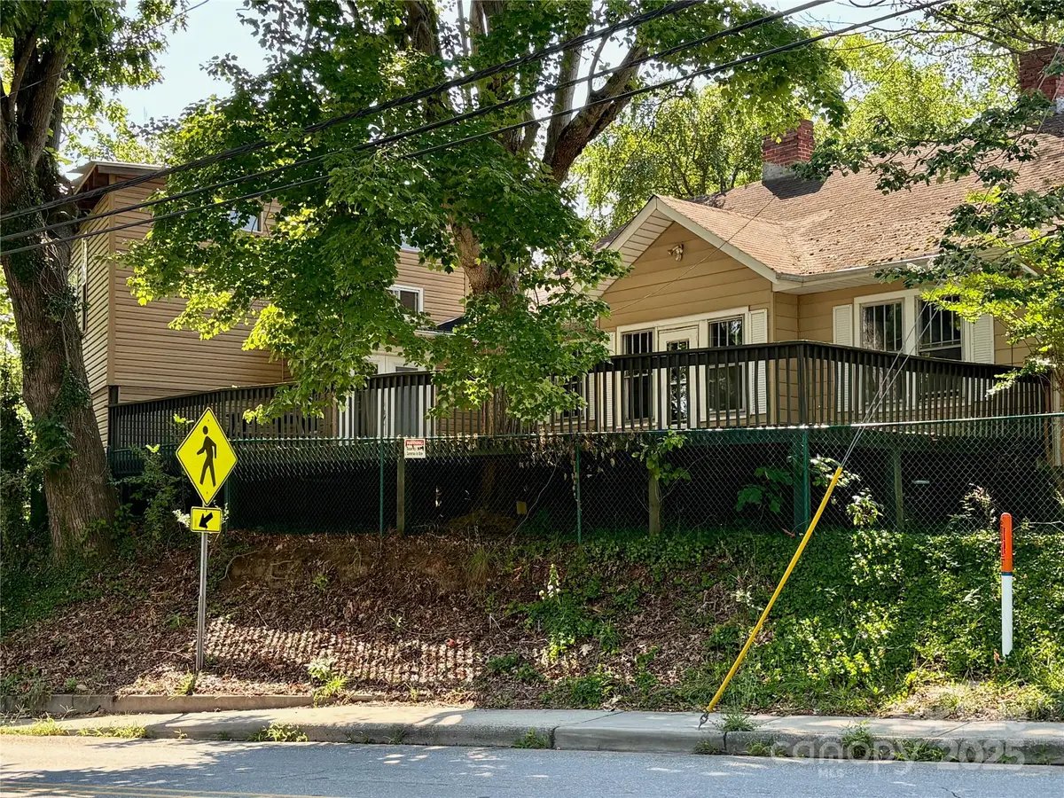 40 Brownwood Avenue, Asheville, NC 28806 - Image #1