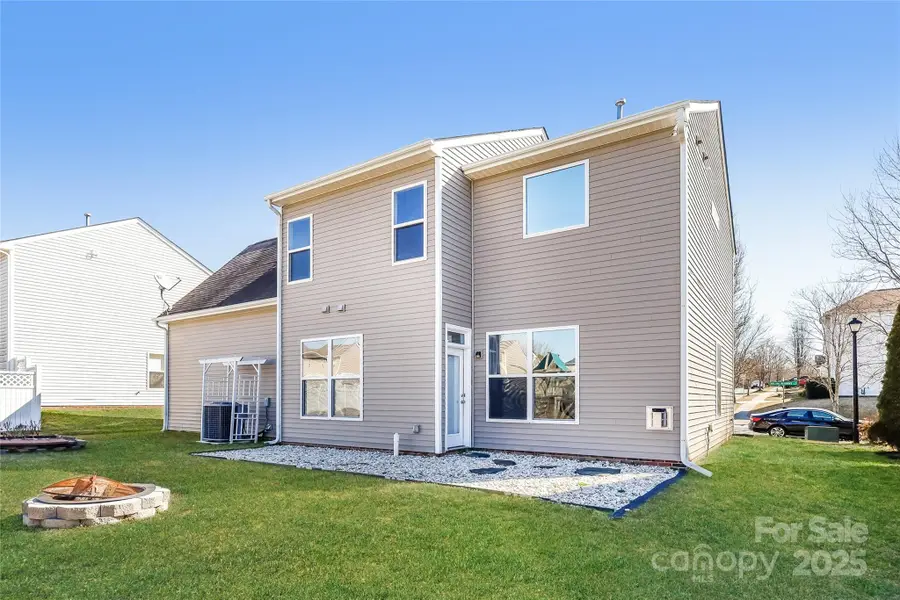 8351 Rolling Meadows Lane, Huntersville, NC 28078 - Image #3