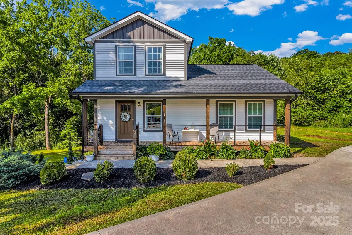 1024 Bear Creek Road, Leicester, NC 28748 - Image #1