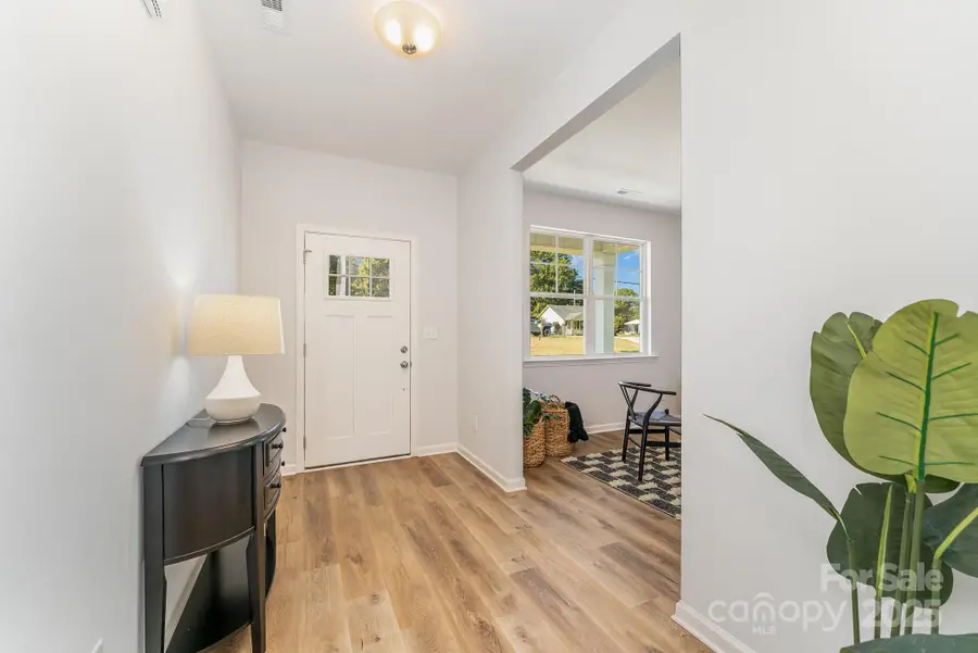 3031 Breslin Street, Charlotte, NC 28214 - Image #3