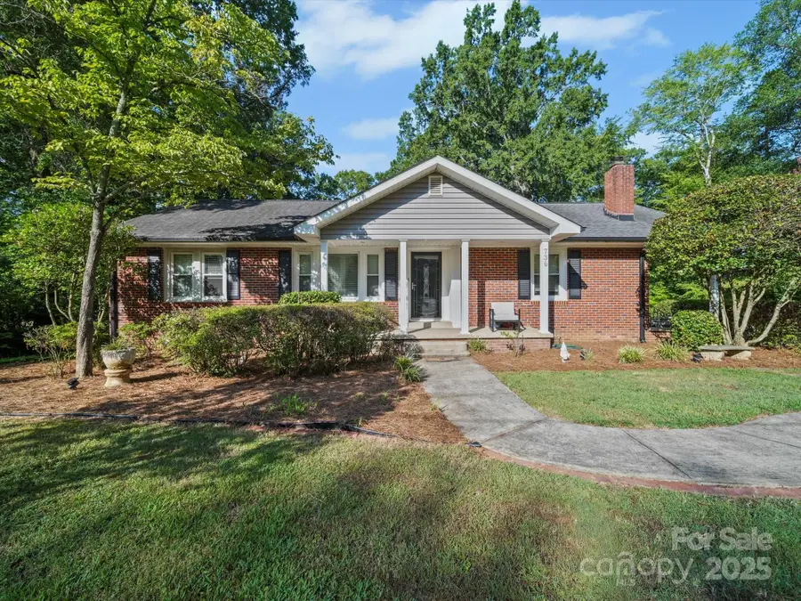 736 Spring Street Sw, Concord, NC 28025 - Image #2