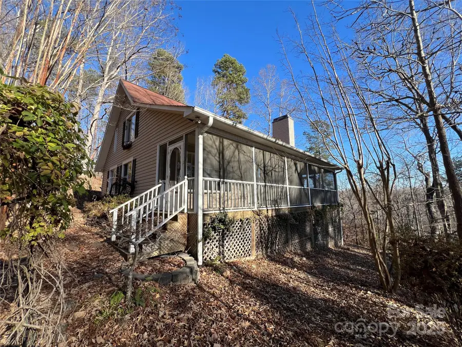 430 Laurel Heights Lane, Tryon, NC 28782 - Image #2