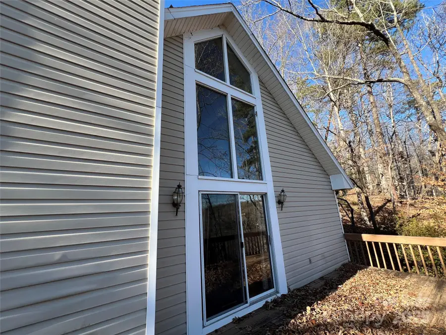 430 Laurel Heights Lane, Tryon, NC 28782 - Image #3