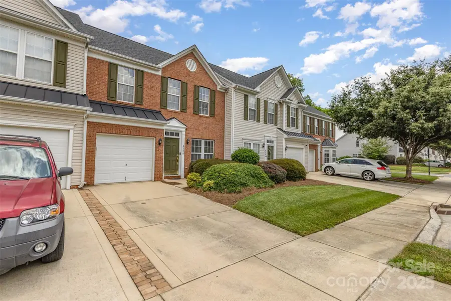 4208 Carl Parmer Drive, Harrisburg, NC 28075 - Image #2