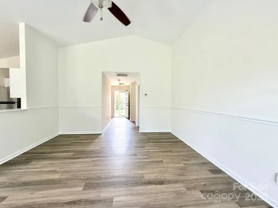 8551 Appledale Drive, Charlotte, NC 28262 - Image #3