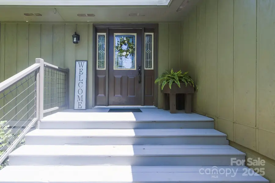 373 Fox Trace Drive, Sylva, NC 28779 - Image #2