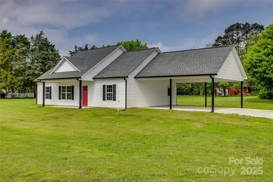 521 Tram Road, Lancaster, SC 29720 - Image #2