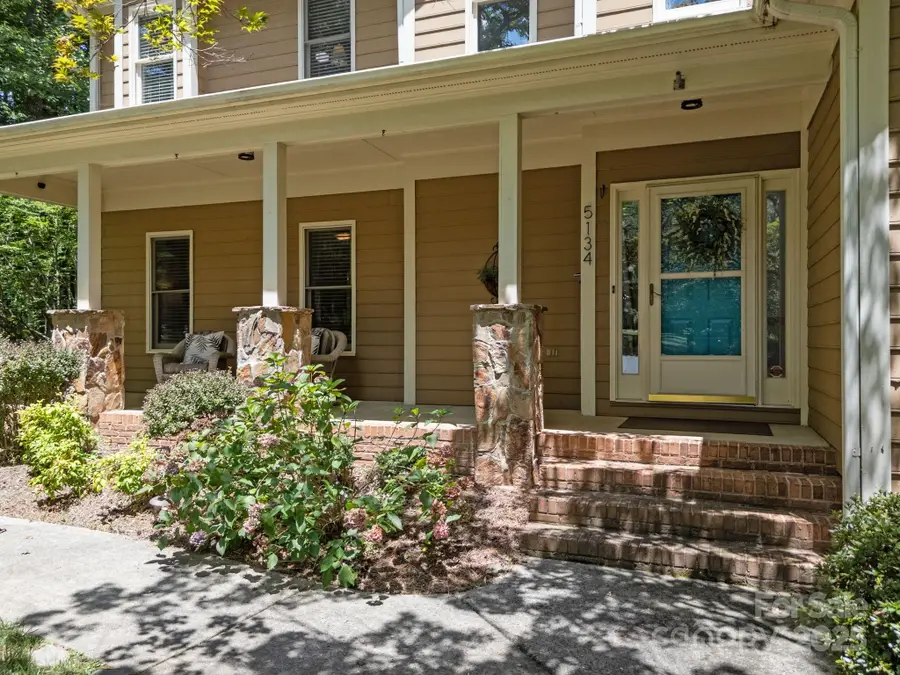 5134 Tracewood Court, Charlotte, NC 28215 - Image #3