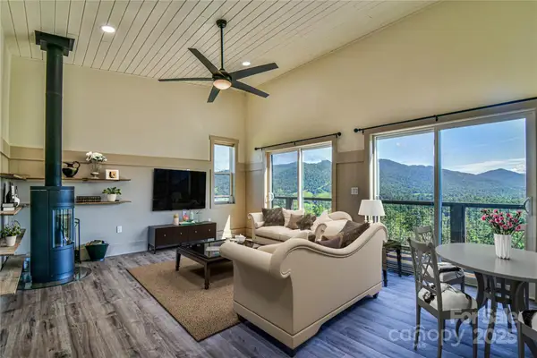 93 Old Stewart Road, Weaverville, NC 28787