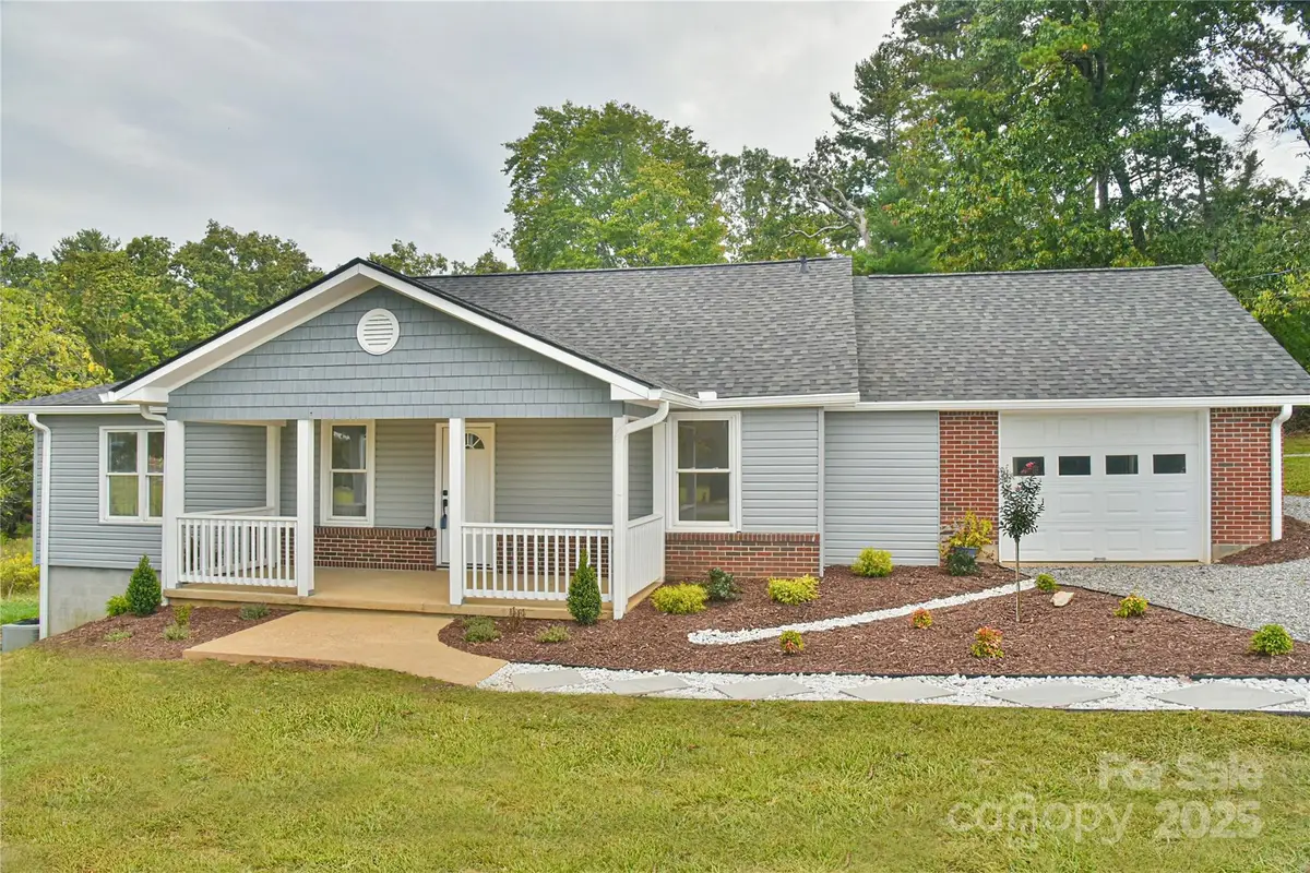 134 Goldview Road, Asheville, NC 28804 - Image #1