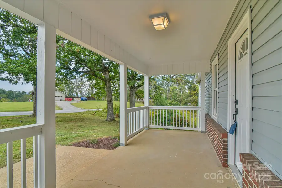 134 Goldview Road, Asheville, NC 28804 - Image #3