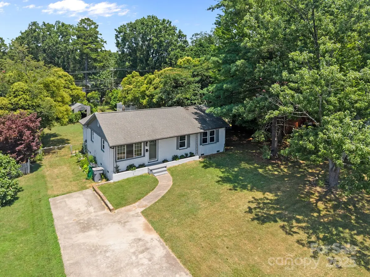 3422 Dublin Road, Charlotte, NC 28208 - Image #1