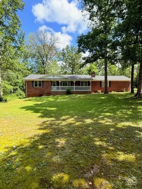 366 Old Race Track Road, Gaffney, SC 29340 - Image #1