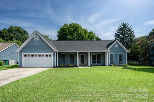 13617 Merton Woods Lane, Charlotte, NC 28273