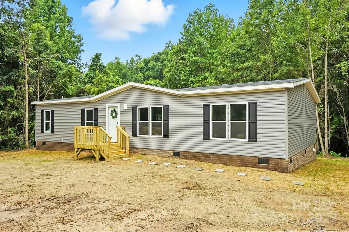 161 Crepe Myrtle Lane, Wadesboro, NC 28170 - Image #1