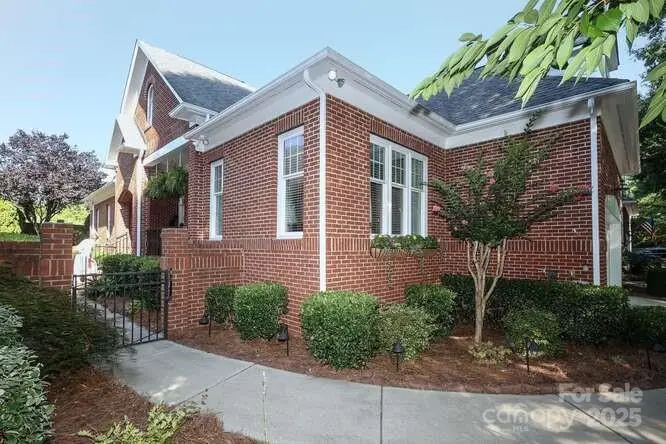 16037 Stonemont Road, Huntersville, NC 28078 - Image #2