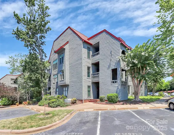 9035 J M Keynes Drive #39, Charlotte, NC 28262