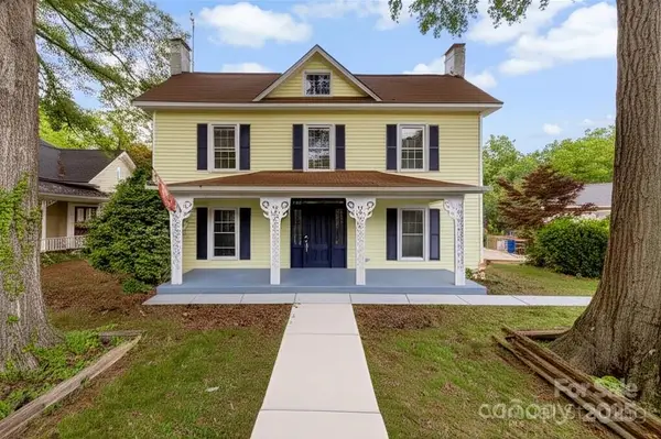 522 Alexander Street, Statesville, NC 28677