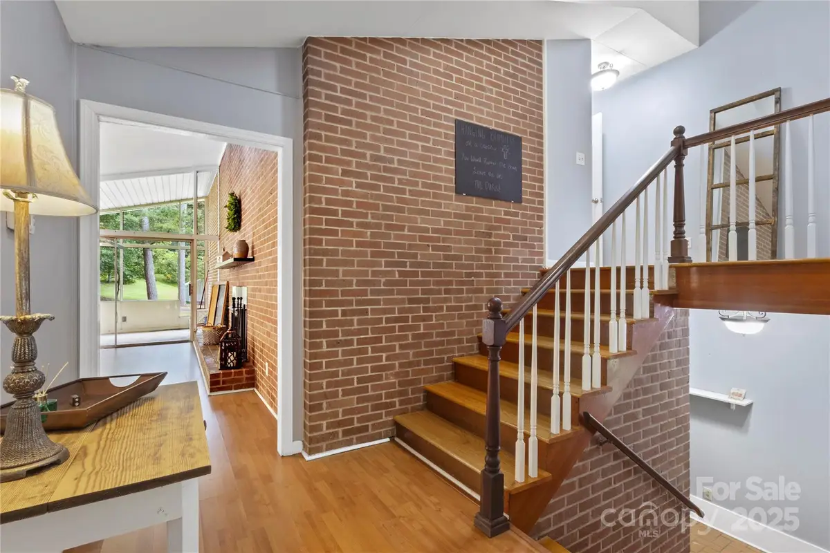 485 Summit Drive, Lockhart, SC 29364 - Image #1