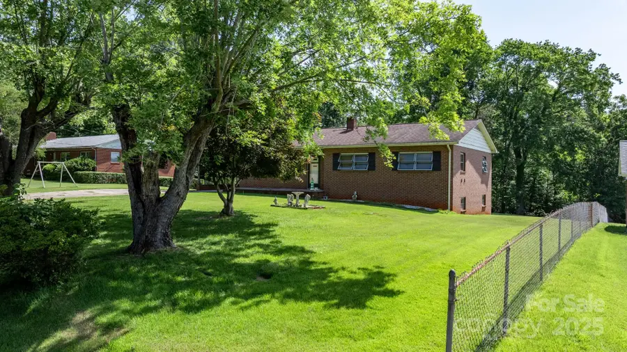 204 Whitley Road, Morganton, NC 28655 - Image #2