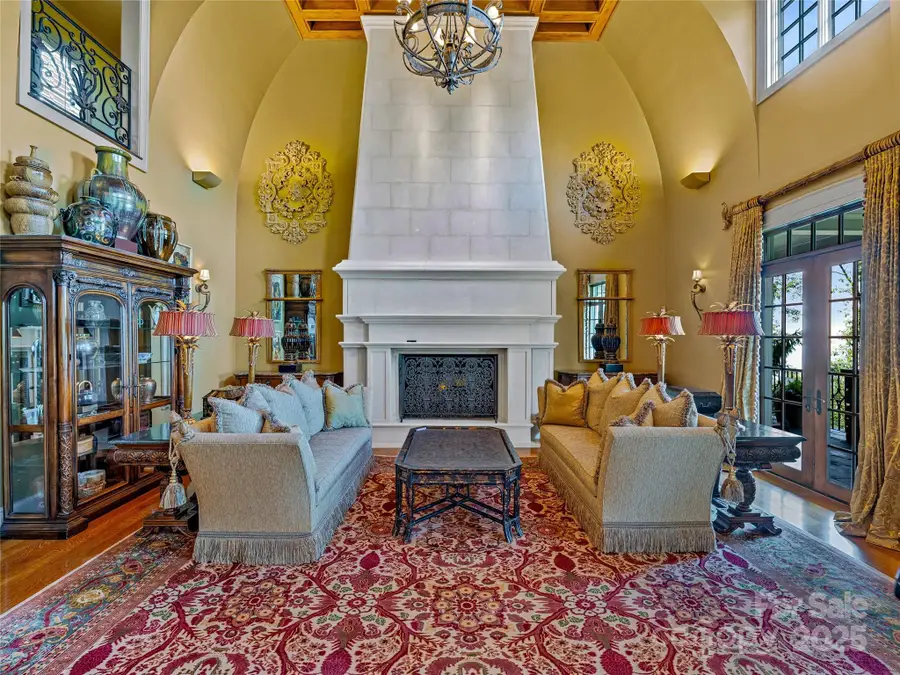 234 Skycliff Drive, Asheville, NC 28804 - Image #2