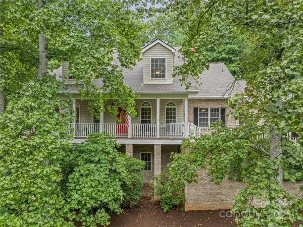 808 Old Fort Road, Fairview, NC 28730