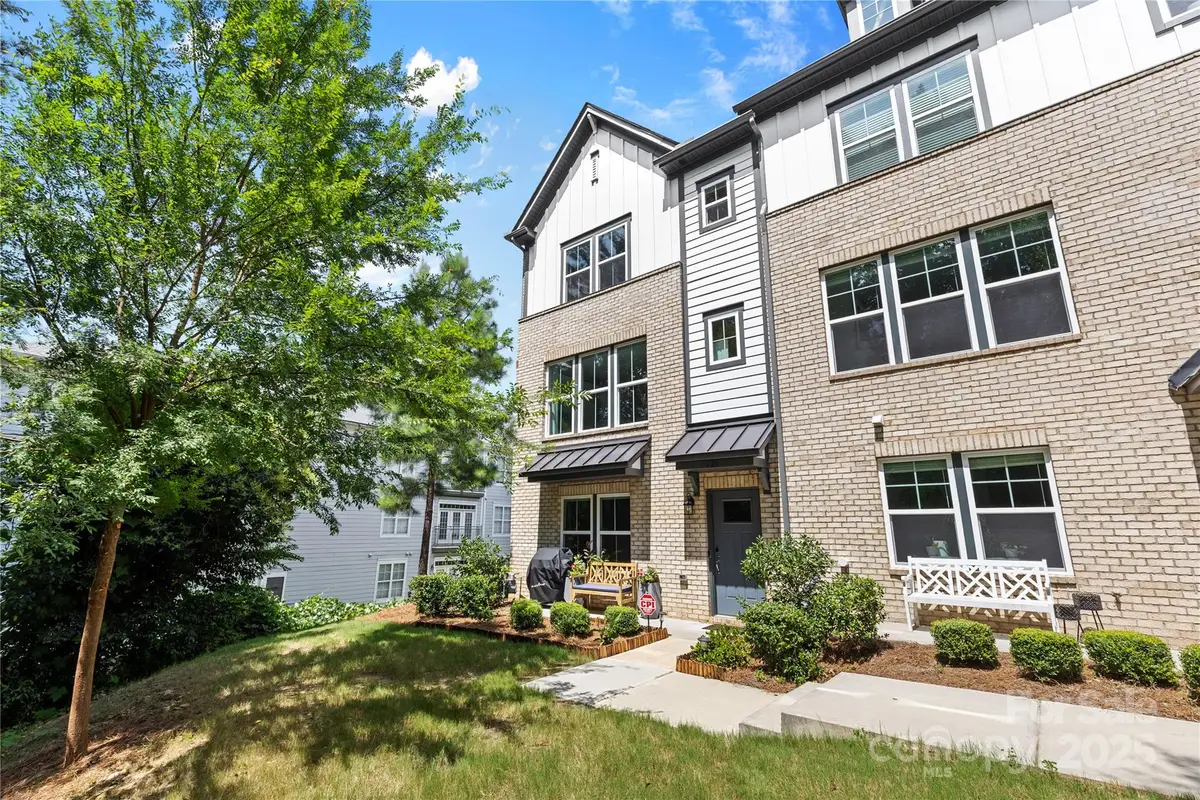 621 Tudor Park Way, Charlotte, NC 28211 - Image #1