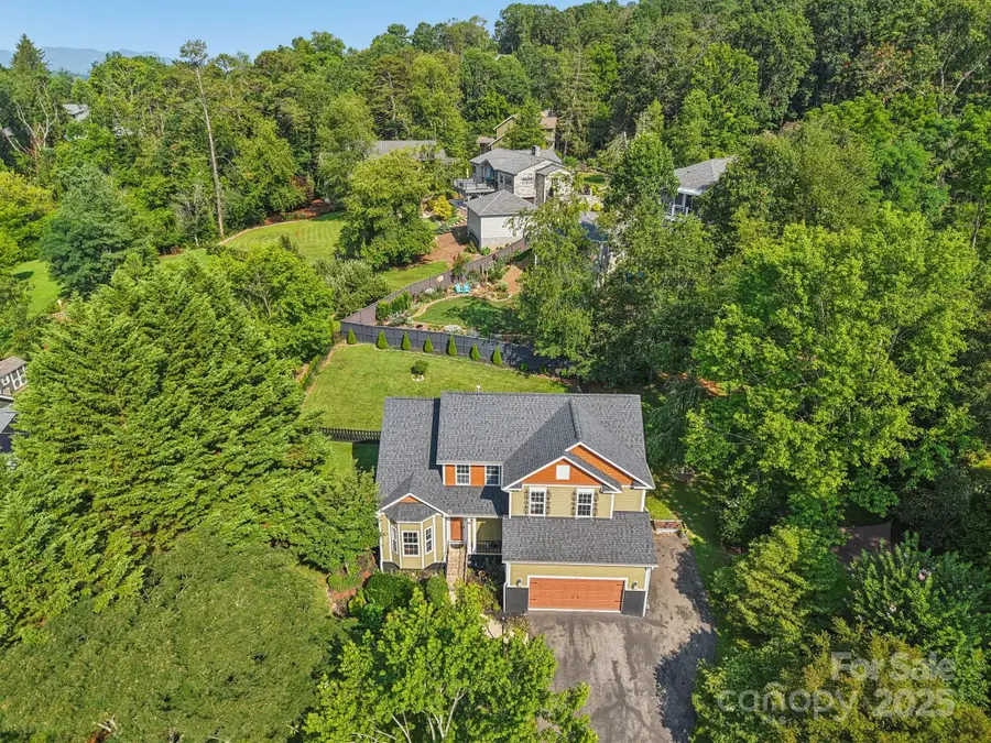 337 Stratford Road, Asheville, NC 28804 - Image #2
