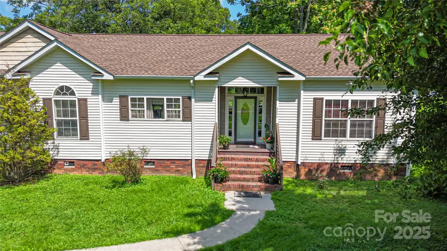 3951 Springs Road, Conover, NC 28613 - Image #2