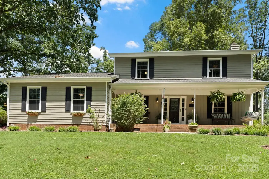 1496 Hardwood Circle, Newton, NC 28658 - Image #2