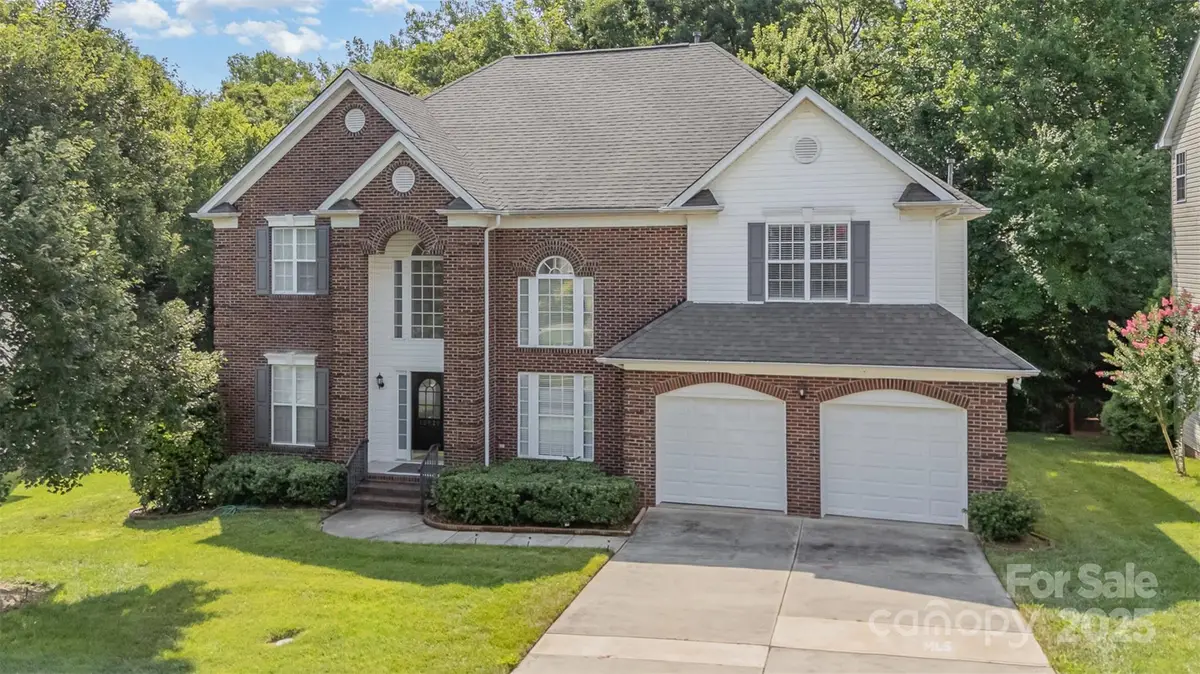 10929 Valley Spring Drive, Charlotte, NC 28277 - Image #1