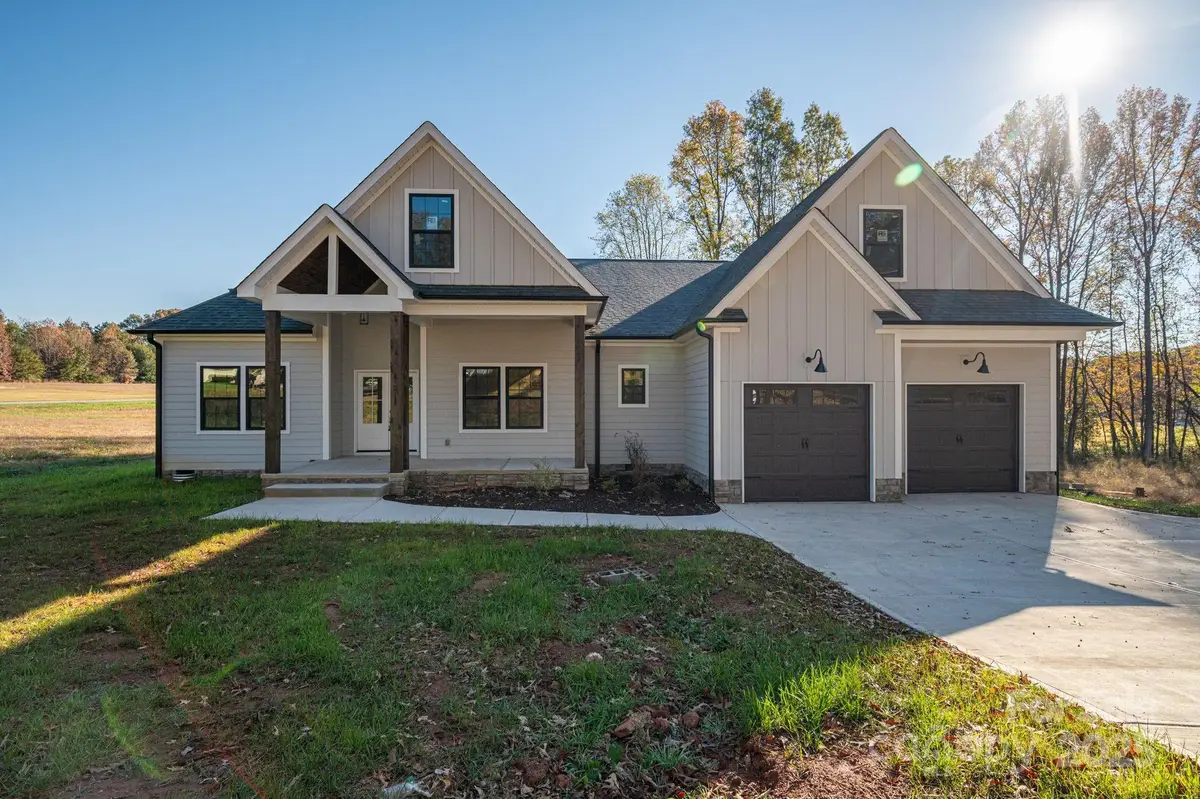 211 Golf Course Road, Maiden, NC 28650 - Image #1