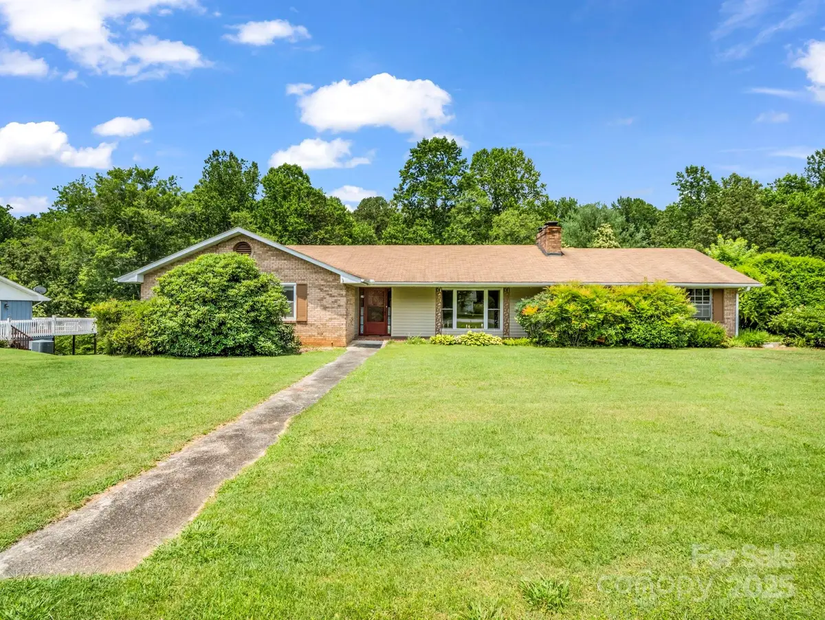 14 Monte Vista Place, Candler, NC 28715 - Image #1