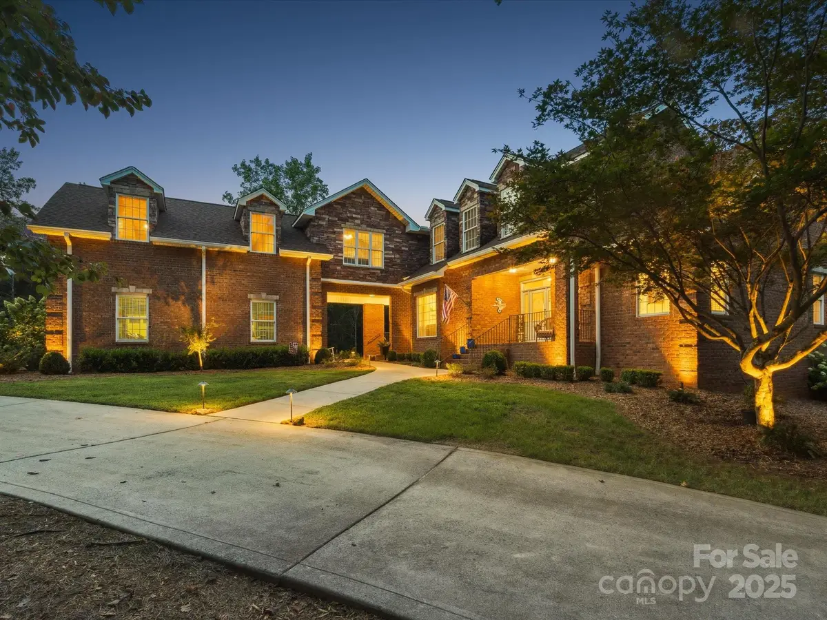 4050 Muirfield Drive, Cherryville, NC 28021 - Image #1