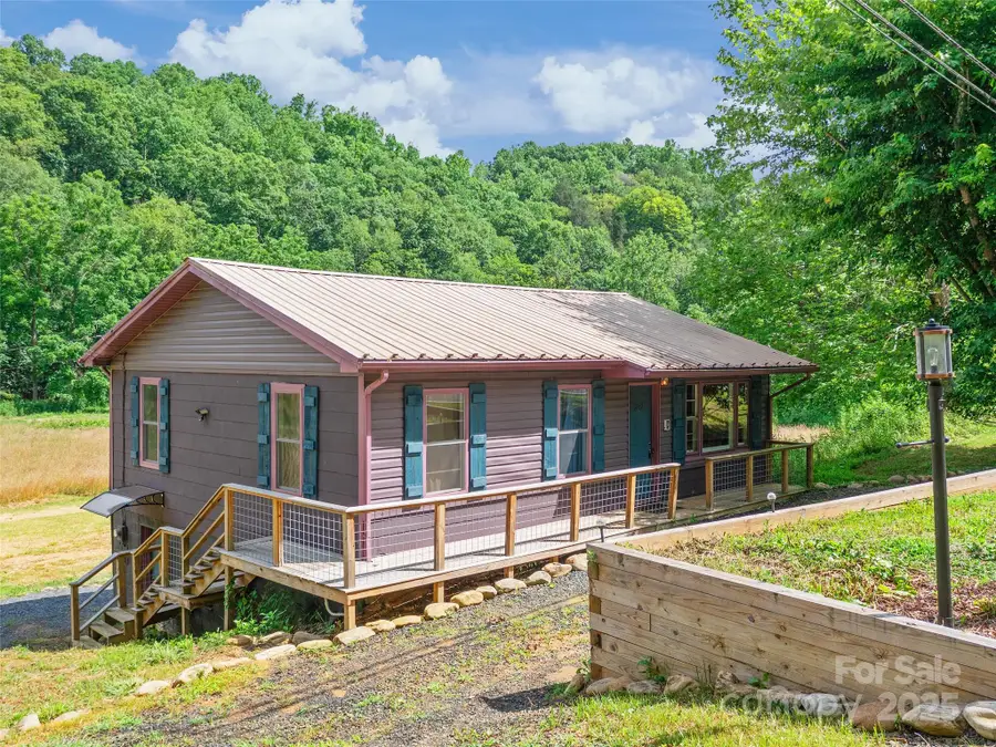 1767 N 226 Highway, Bakersville, NC 28705 - Image #3