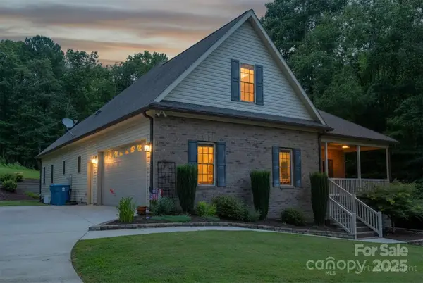 4080 Barbrick Street, Sherrills Ford, NC 28673