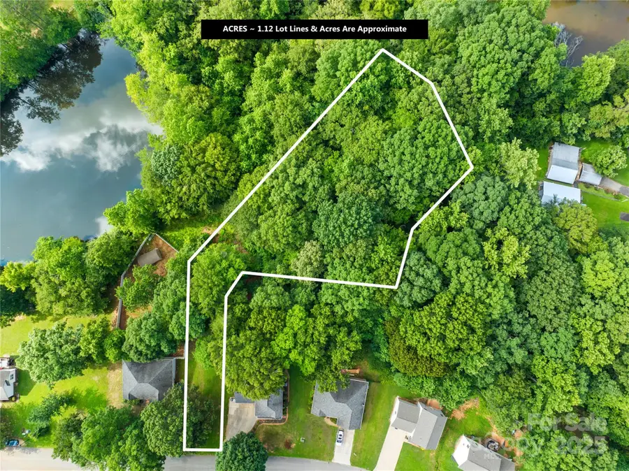 401 Brookfield Drive, Statesville, NC 28625 - Image #2