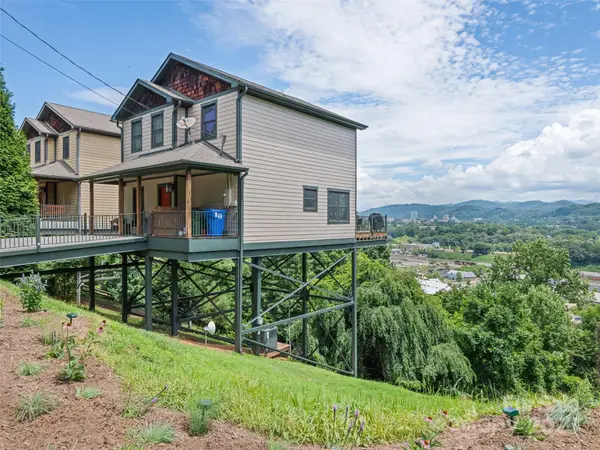 32 Grandview Drive, Asheville, NC 28806