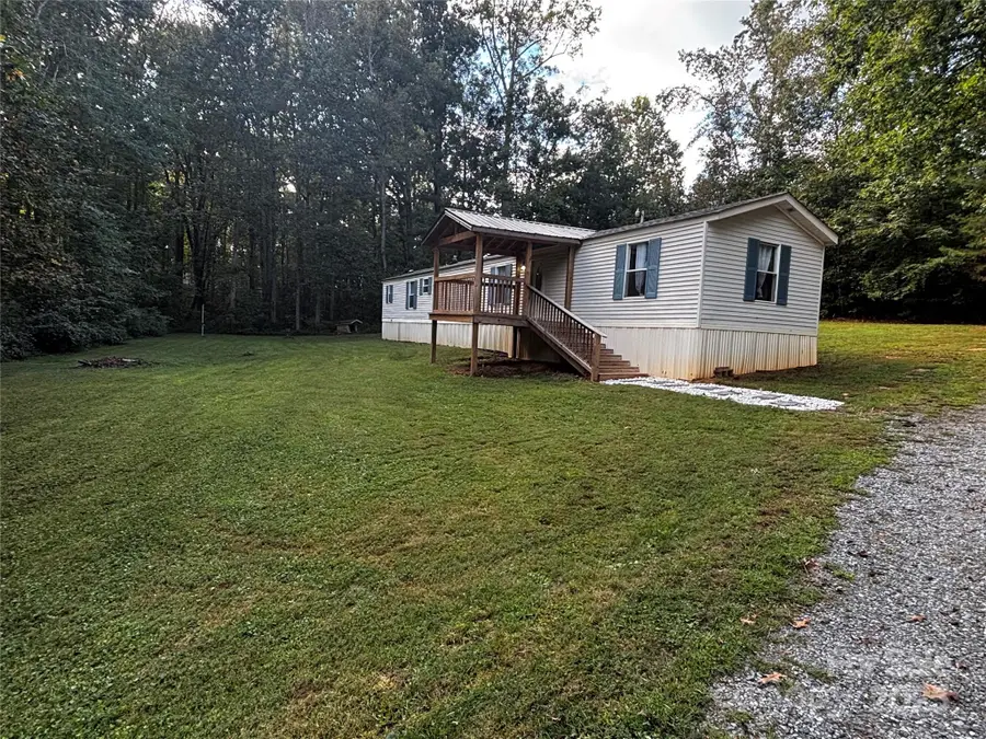 233 Starlight Drive, Lincolnton, NC 28092 - Image #2