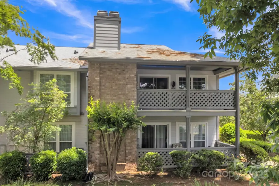 5839 Harris Grove Lane, Charlotte, NC 28212 - Image #2